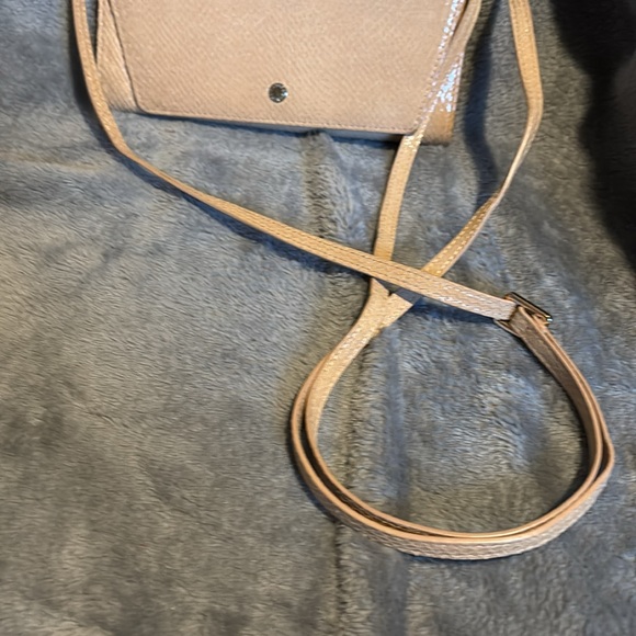 Danier Leather cream/beige purse - Picture 2 of 10